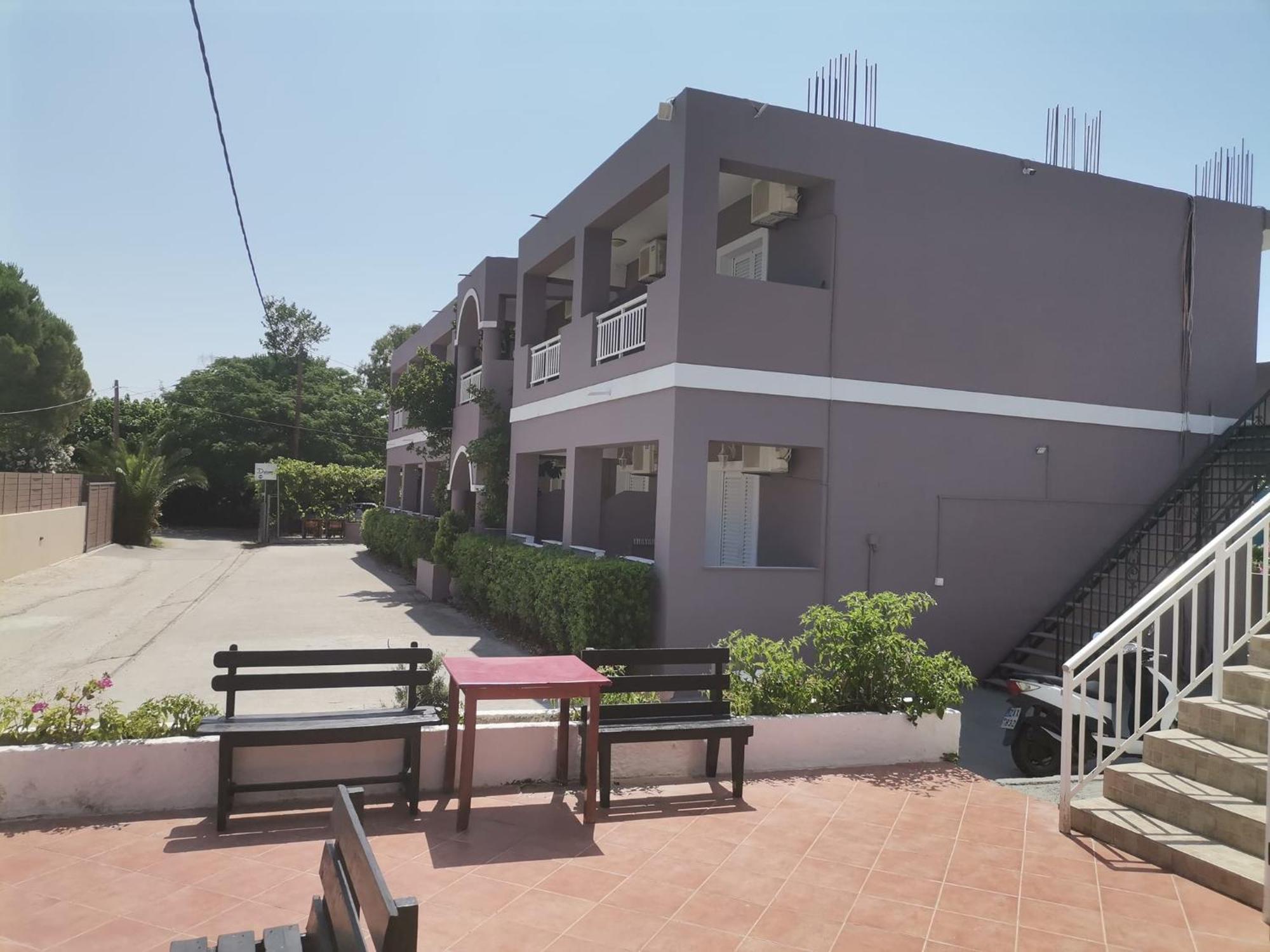 Xidis Hotel ลากานาส ภายนอก รูปภาพ