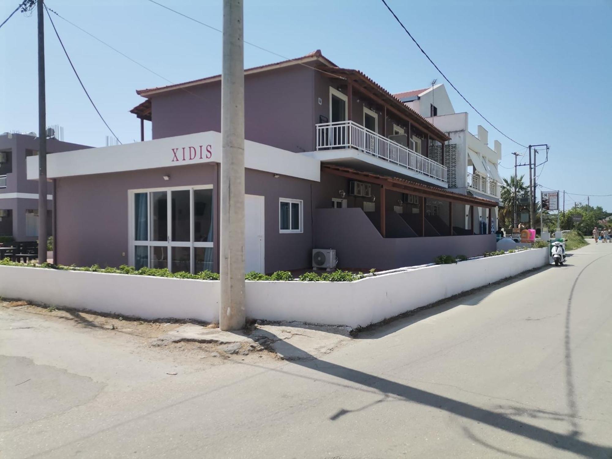 Xidis Hotel ลากานาส ภายนอก รูปภาพ
